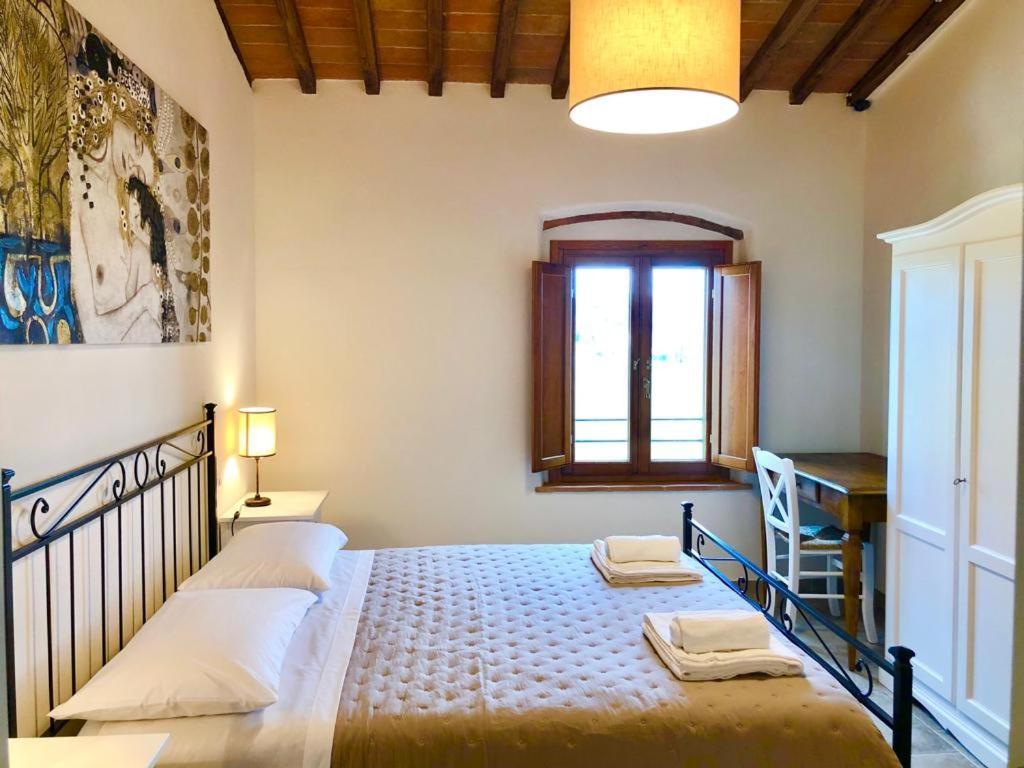 Laura Chianti Vacanze Poggibonsi Exterior photo